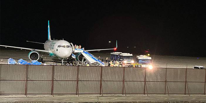 Motoru arızalanan uçak Trabzon Havalimanı'na acil iniş yaptı