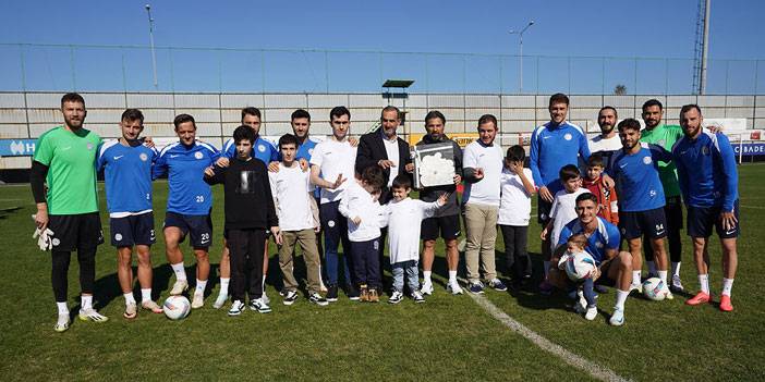 Çaykur Rizespor'dan Otizmli Çocuklara Jest!