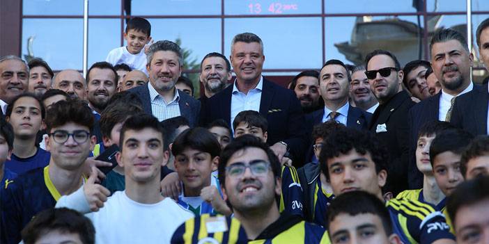 Fenerbahçe Kulübü Başkanı Saran, Rize'de okul ziyaretinde bulundu