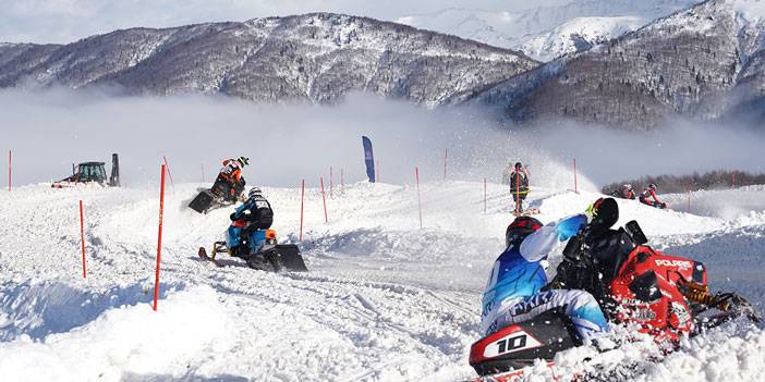 Rize'de Bulutların Üstünde Dünya Şampiyonası Heyecanı: Handüzü Yaylası’nda Görsel Şölen
