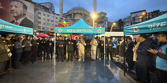 Rize’den 199 Kişilik Hac Kafilesi Dualarla Uğurlandı