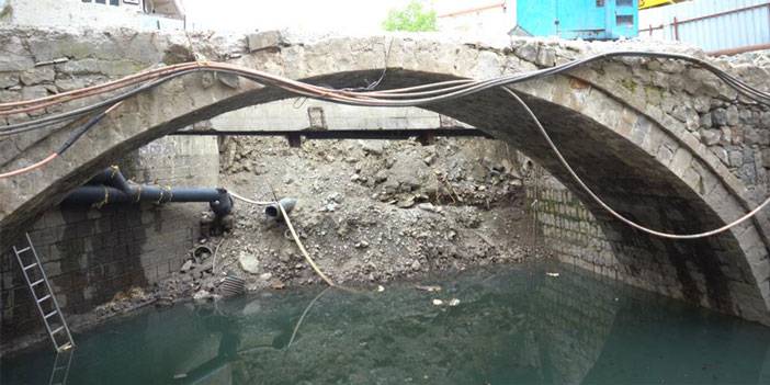 Rize'de "tarihi mağduriyet"; Rize Belediyesi tarihi mi kurtaracak, esnafı mı batıracak?