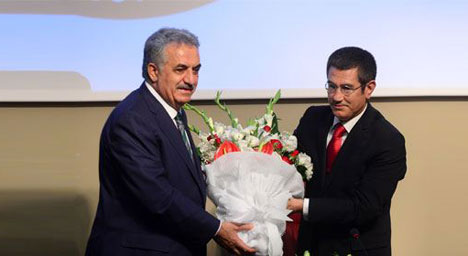 Bakan Yazıcı, Bakanlığı Canikli'ye Devretti