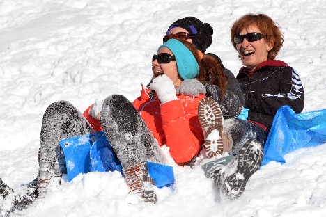 Böyle olur Laz’ın kayak şenliği