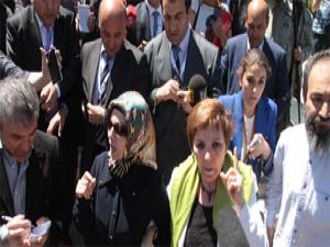 Kenan Evren'in Cenazesinde Protesto: Hakkım Haram Olsun