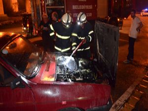 Rize’de Seyir Halindeki Otomobilde Yangın Çıktı