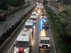 Rize’de Bin Araçlık Teröre Tepki Konvoyu