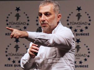 Metin Külünk Rize'de “Bir Millet Diriliyor Bir Ümmet Uyanıyor" Konferansında 1