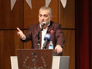 Metin Külünk Rize'de “Bir Millet Diriliyor Bir Ümmet Uyanıyor" Konferansında 5